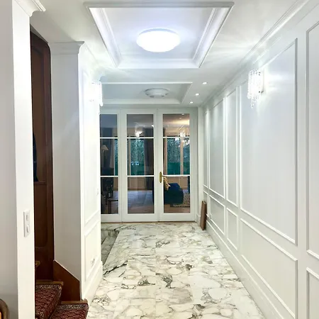 Sceaux Villa *
