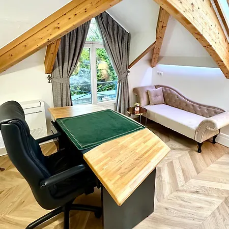 Sceaux Villa *