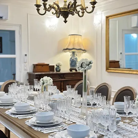 Villa Sceaux Со