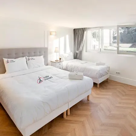 Sceaux Villa *